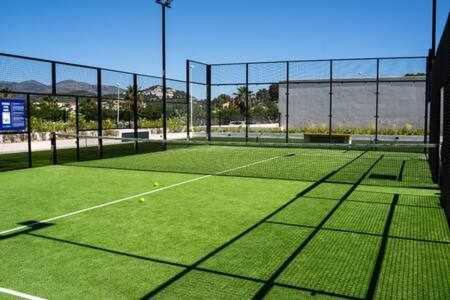Apartamento De 3 Dormitorios Piscina Y Parking 卡尔佩 外观 照片
