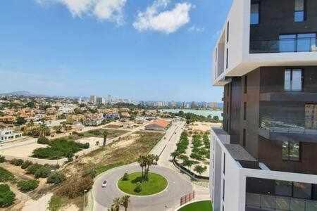 Apartamento De 3 Dormitorios Piscina Y Parking 卡尔佩 外观 照片