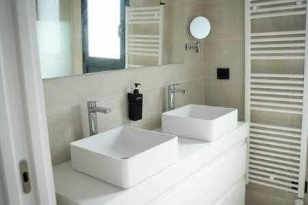 Apartamento De 3 Dormitorios Piscina Y Parking 卡尔佩 外观 照片